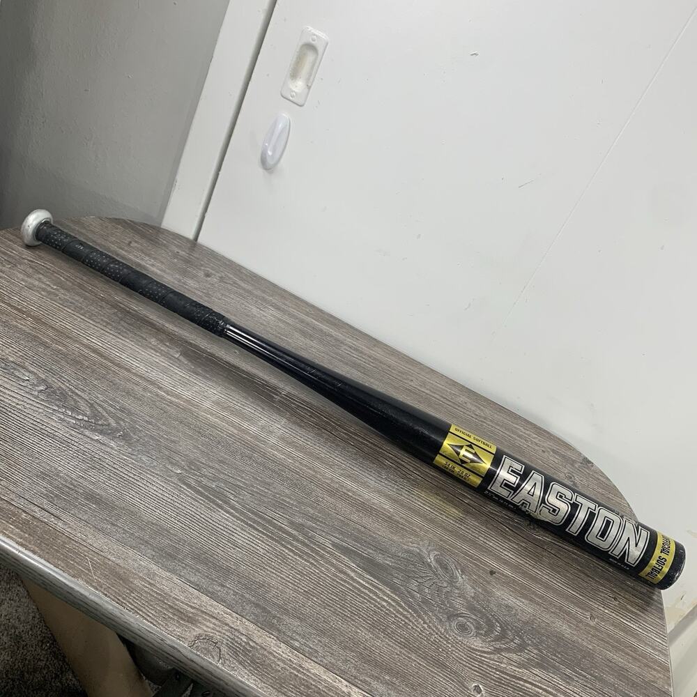 Easton Softball Bat SK17 34"‎ / 28oz 2 1/4" Black Barrel 1.20 BPF
